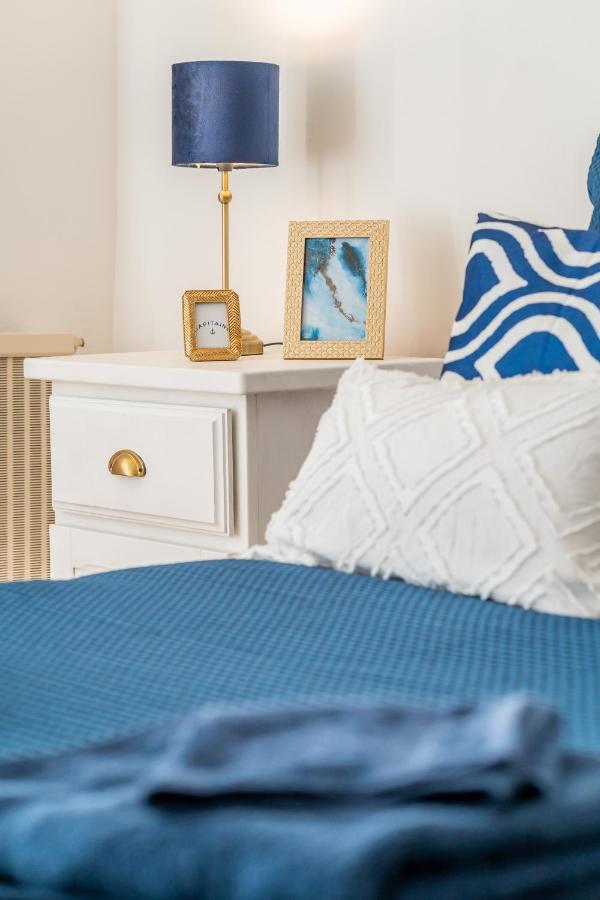 Apartment Magnifique 105m2 Au Coeur Du Vieux-port Marseilles